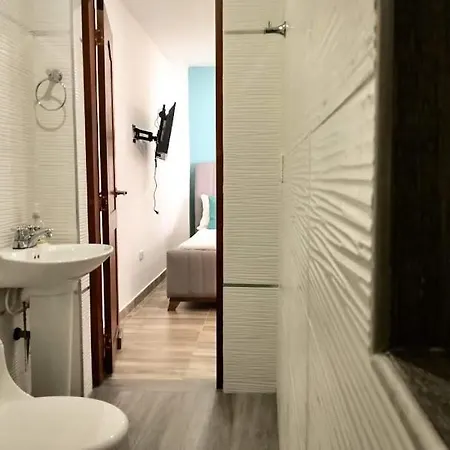 Apartamento Amoblados O En Arriendo Por Día Desde 330 Mil Pesos Hasta 600 Mil Mil Pesos Colombianos